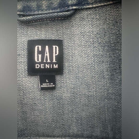 Gap Puff Sleeve Denim Jacket *NWT* - Picture 3 of 9